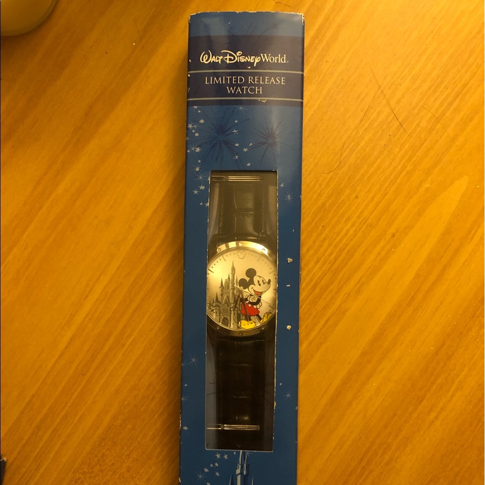 Walt Disney World Mickey Mouse Limited Release Watch